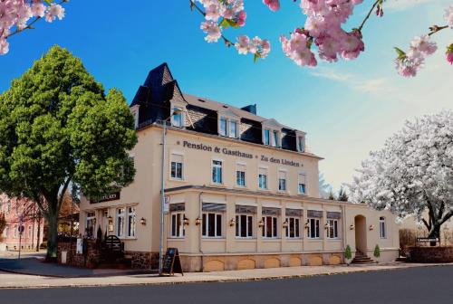 Radebeul House | ZU DEN LINDEN - RADEBEUL Pension mit Restaurant