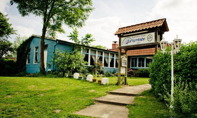 Stove House | Zur Rennbahn