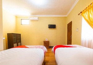 Bumi Eyang Enin Homestay Syariah