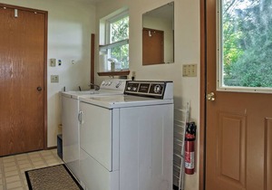 'Tide-Over Flats Beach' - Waterfront Stanwood Home