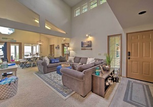 'Tide-Over Flats Beach' - Waterfront Stanwood Home