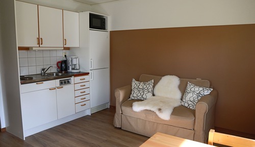 Design Apartment, 2 Twin Beds, Non Smoking, Hill View