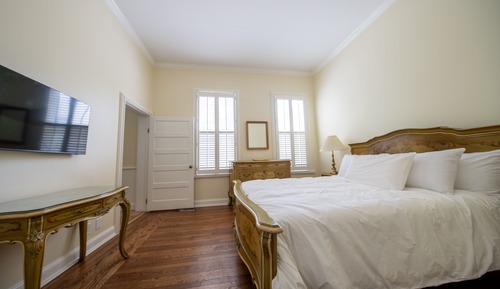 Standard Room, 1 Queen Bed