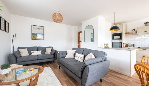 Luxury Cottage, Ensuite (End House Inverness)