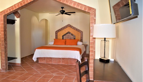 Luxury Single Room