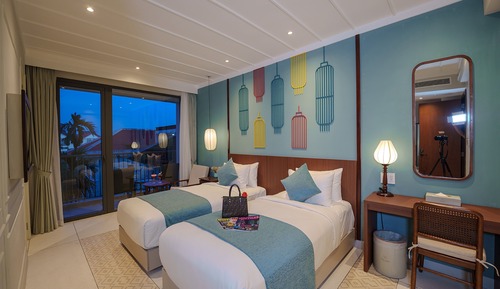 Superior Double or Twin Room, Bathtub