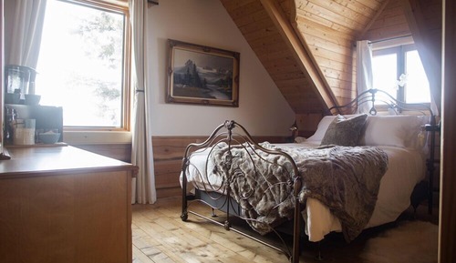 Deluxe Room, 1 Queen Bed, Non Smoking, River View (Soleil Levant)