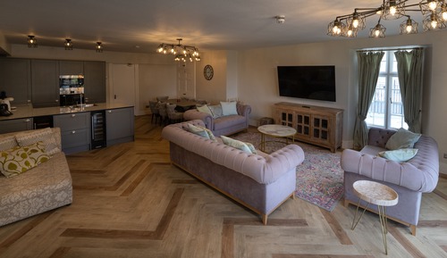 Luxury Suite
