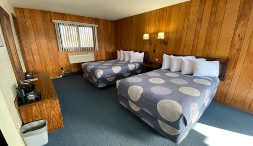 Standard Room, 2 Double Beds, Non Smoking, Fireplace