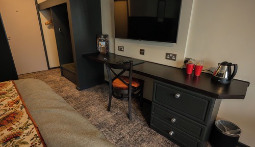 Premium Quadruple Room