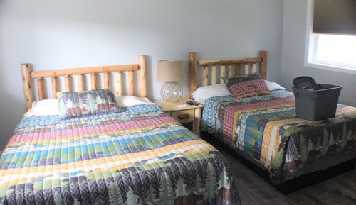Deluxe Suite, 1 Bedroom, Accessible, Partial Lake View