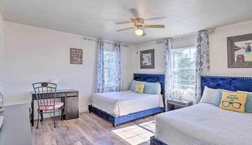 House (2 Bedrooms)