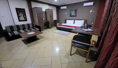 Royal Suite