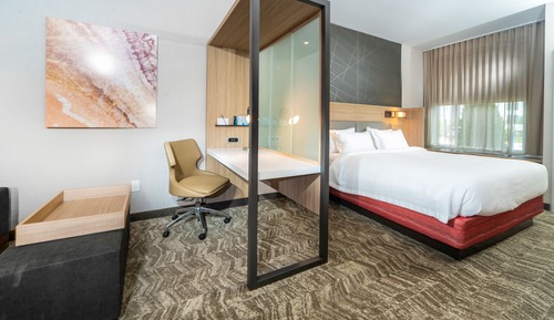 Suite, 1 King Bed, Non Smoking