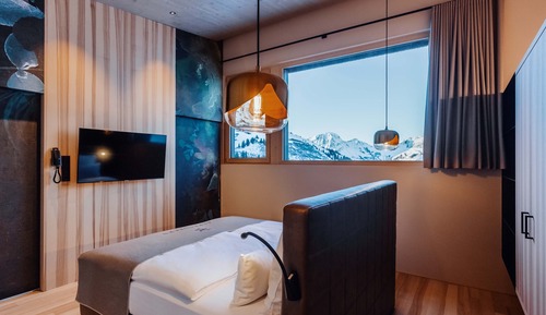 Suite (Edelweiss)