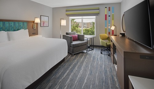Room, 1 King Bed, Accessible (Hearing)