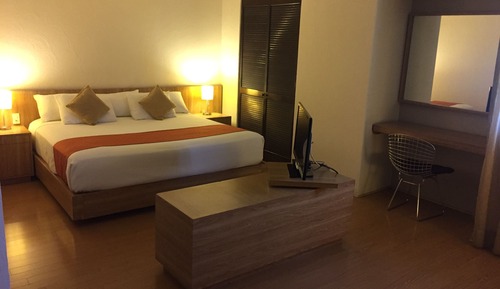 Executive Room