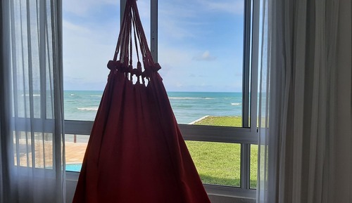 Comfort Studio Suite, 1 King Bed, Beach View