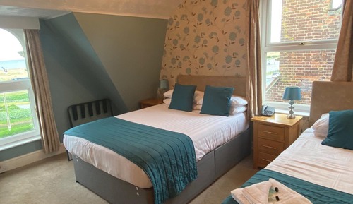 Suite, Ensuite, Sea View (2 adults & 1 child)