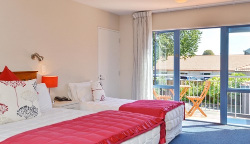 Standard Studio, Non Smoking, Kitchenette (Queen Single Studio)
