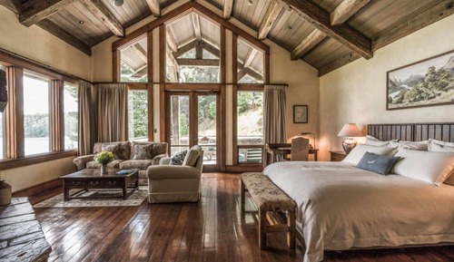 Lodge Suite