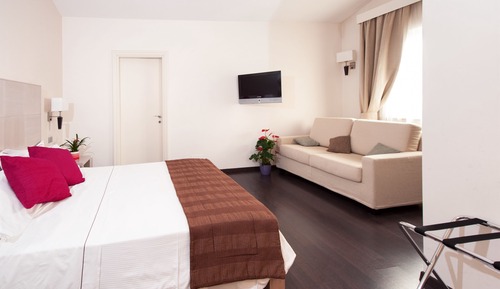 Comfort Triple Room