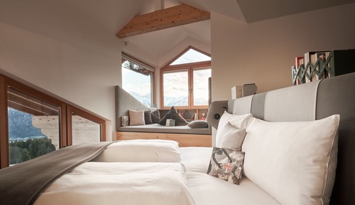 Panoramic Studio Suite, Non Smoking, Mountain View (Gletschersuite mit Lesenest)