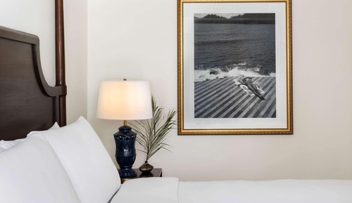 Suite, 1 King Bed, City View (Magnifique Duplex, historic views)