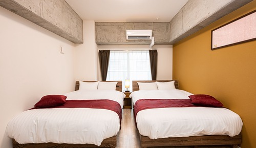 Basic Twin Room, 2 Double Beds