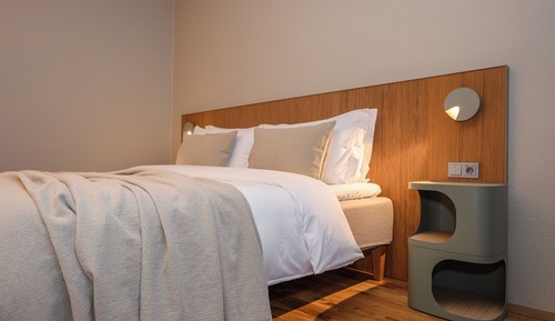 Deluxe Double Room (Moss)