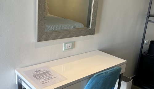 Standard Double Room, 2 Queen Beds, Pool View, Poolside