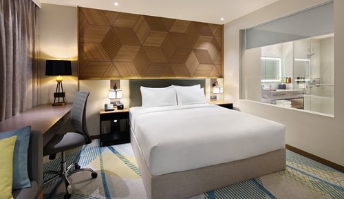 Suite, 1 King Bed