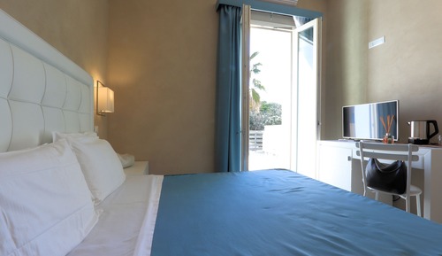 Premium Double Room, Terrace, City View