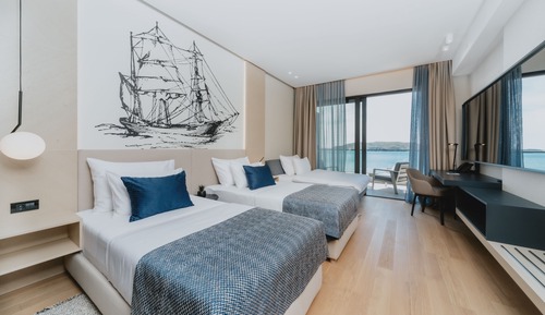 Premium Room