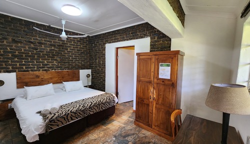 Economy Chalet
