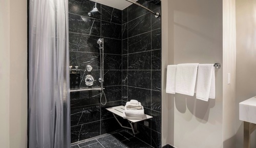 Room, 2 Queen Beds, Non Smoking (Mobility Accessible, Roll-in Shower)