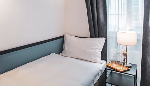 Economy Single Room, Shared Bathroom