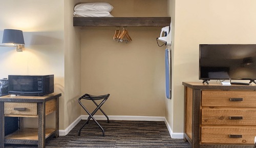 Signature Room
