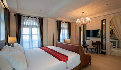 Deluxe Penthouse A4