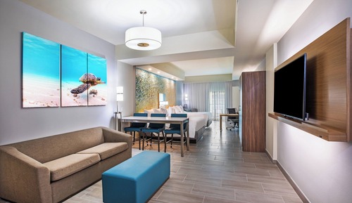 Suite, Multiple Beds, Non Smoking, Balcony