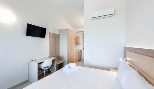 Standard Studio, Private Bathroom (Pet Friendly)