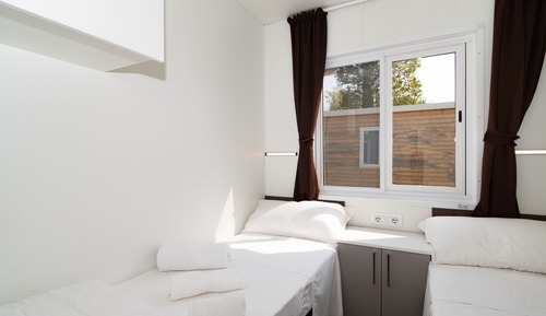 Comfort Mobile Home, 3 Bedrooms, 2 Bathrooms (Pet Friendly)
