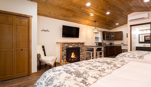 #3 Old Growth Inn