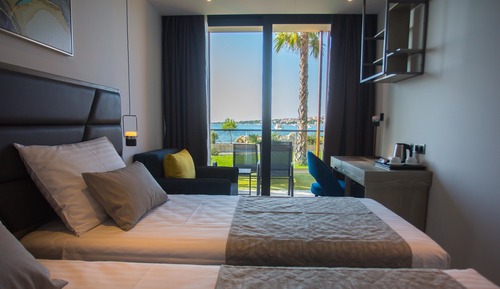 Deluxe Room, Balcony, Sea View