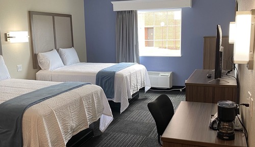 Single Room, 2 Queen Beds