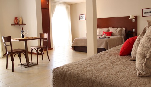 Triple Suite + Trundle Bed (4 people)