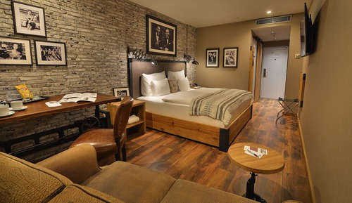Double or Twin Room No TV