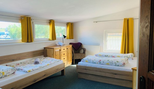 Studio Suite, 2 Bedrooms, Garden View
