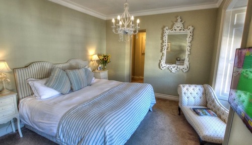 Superior Double Room, Ensuite, City View (Kingsize)