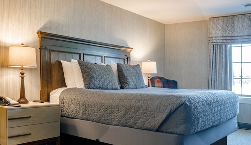 The Oxford One Bedroom Suite